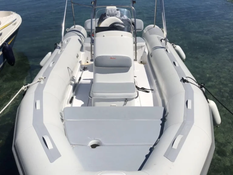 Location bateau Adventure Vestra V 6.50 à Mandelieu-la-Napoule sur Samboat