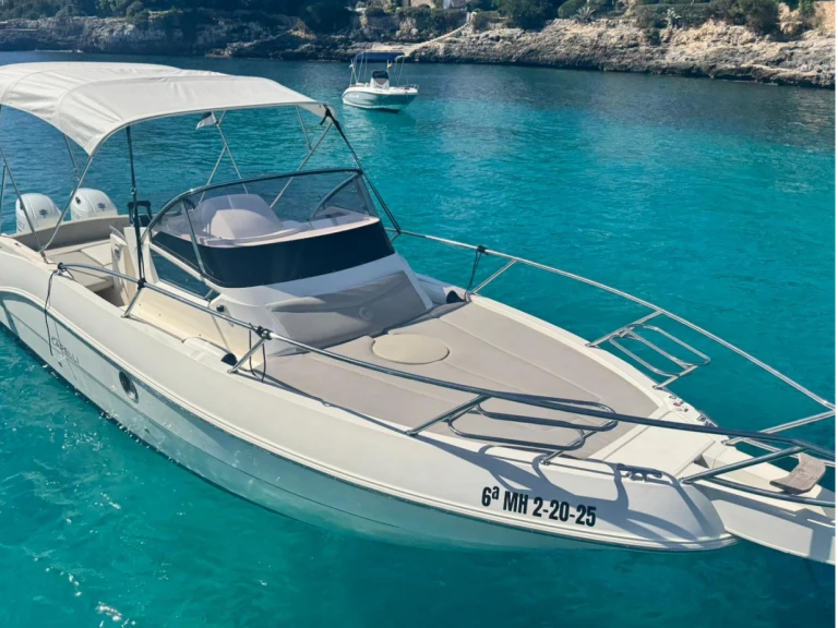 Louez un Capelli Cap 28 WA à Cala d'Or