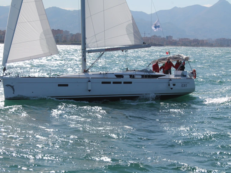 Location bateau Jeanneau Sun Odyssey 519 à Sitges sur Samboat