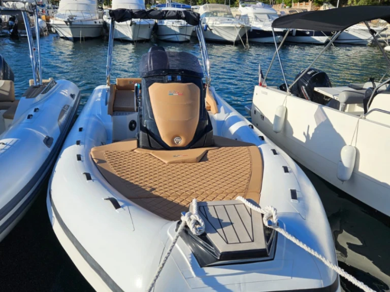 SPX RIB 24 DINETTE a louer à Saint-Raphaël