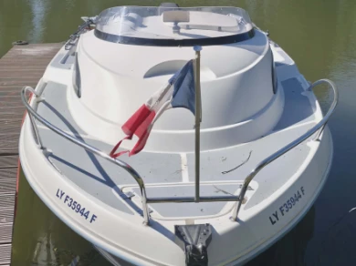 Motorboot mieten in France zum besten Preis