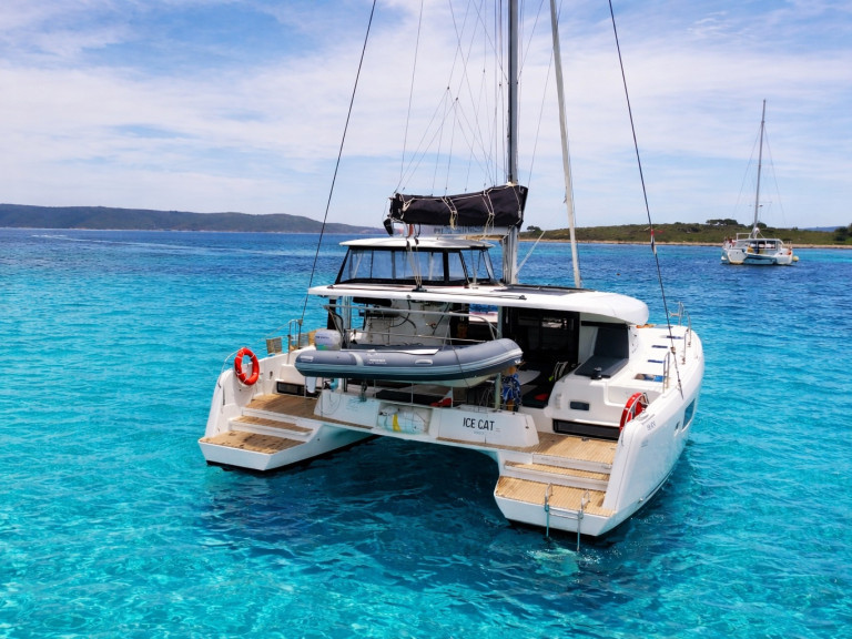Location Catamaran à Olbia - Lagoon Lagoon 42