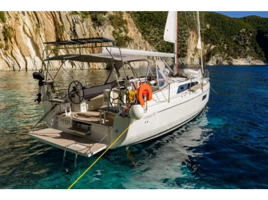 Pronájem jachty v Lefkáda -Bénéteau Oceanis 37.1 na Samboatu