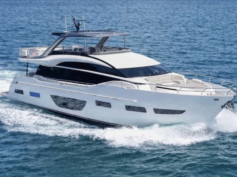 Princess, UK RECORD YEAR a louer à Nassau