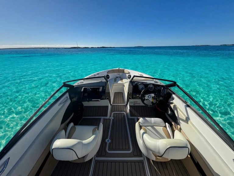 Location à Ibiza (Ville) - Glastron GT 205 sur SamBoat