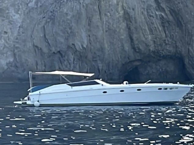 Location Bateau à moteur à Catane - Gari Plast Freeway 43 