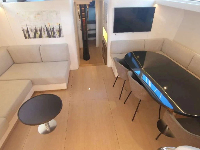 Location Yacht à Antigua Island - Custom YKNOT