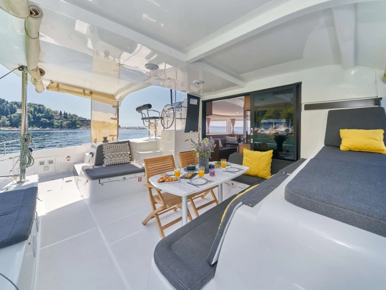 Lagoon AURA a louer à Kaštel Gomilica