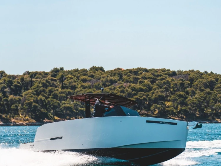 Location Bateau à moteur à Seget Donji - De Antonio De Antonio D28 Open