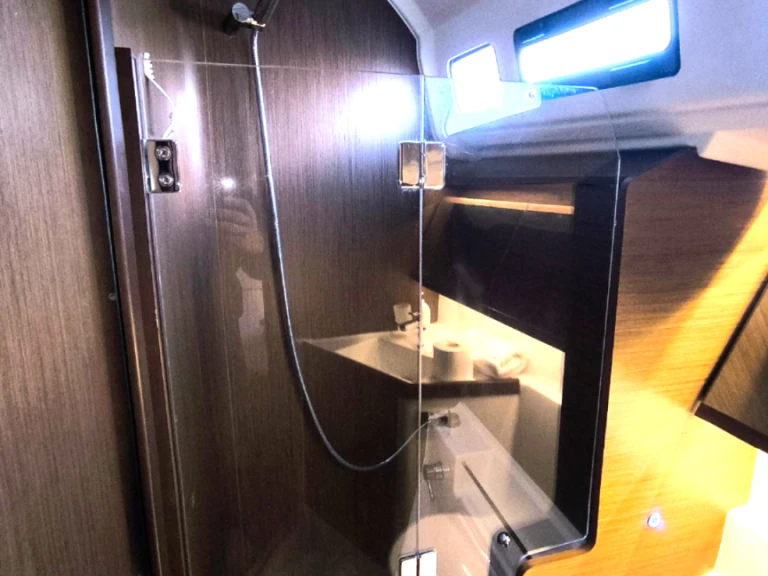 Location à Volos - Bénéteau Oceanis 40.1 sur SamBoat