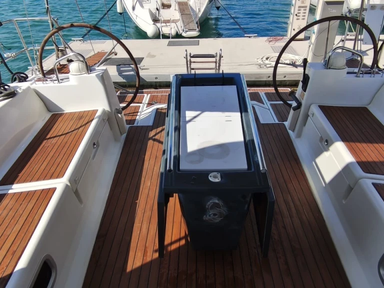 Location à Páleros - Bénéteau Oceanis 45 sur SamBoat