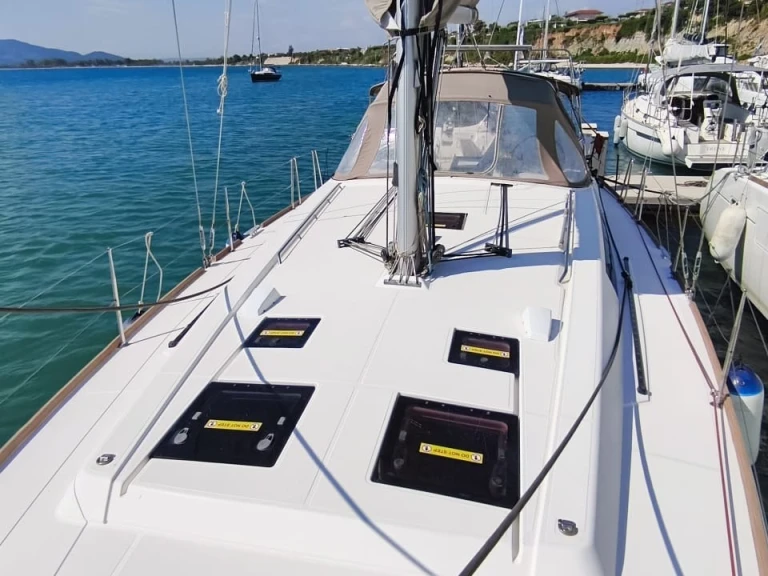Location bateau Páleros pas cher Oceanis 45