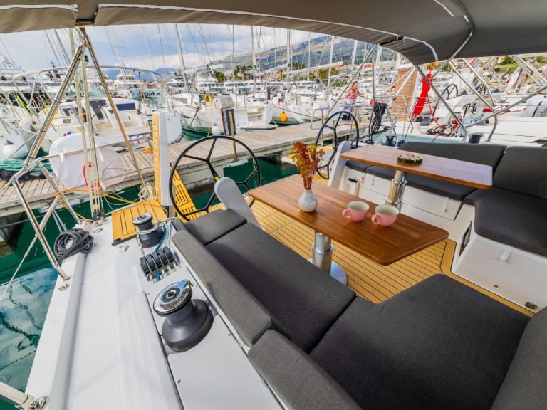 Louer Voilier avec ou sans skipper Hanse à Sibenik