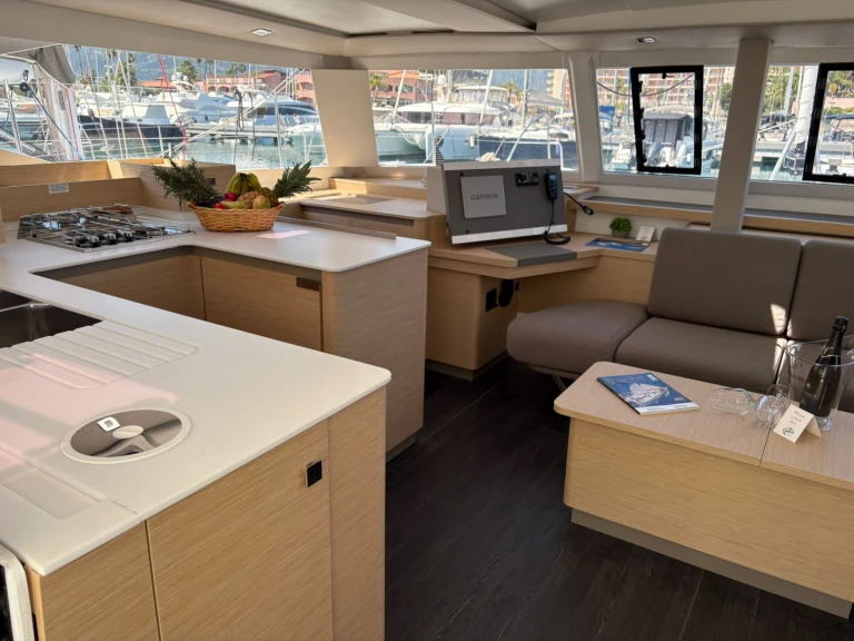 Louer Catamaran avec ou sans skipper Fountaine Pajot à Furnari