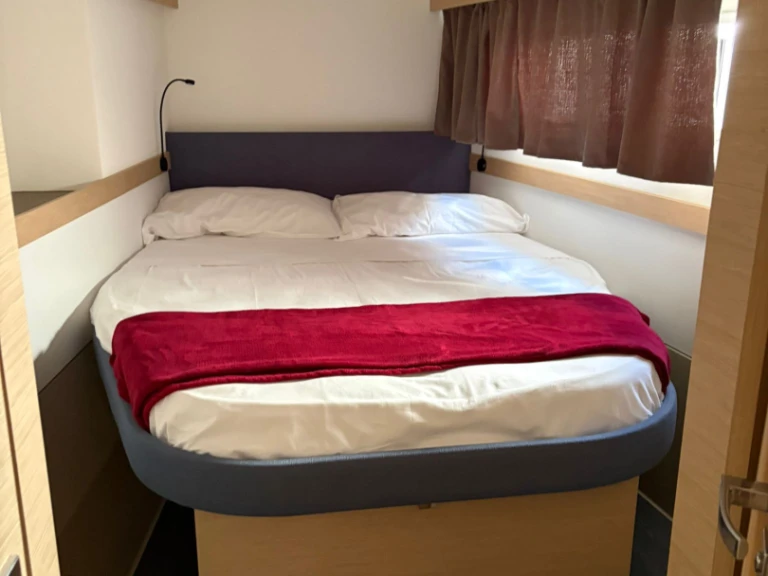 Catamaran à louer à Furnari au meilleur prix