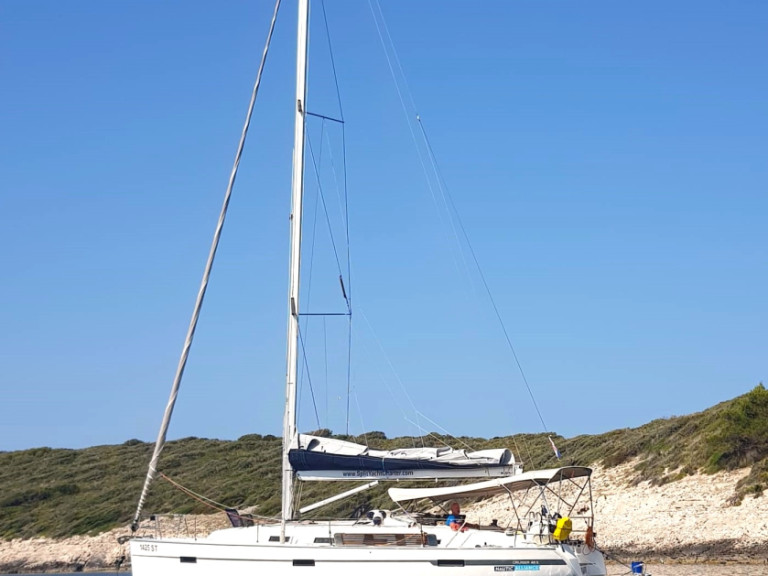 Location bateau Split pas cher Cruiser 40 S