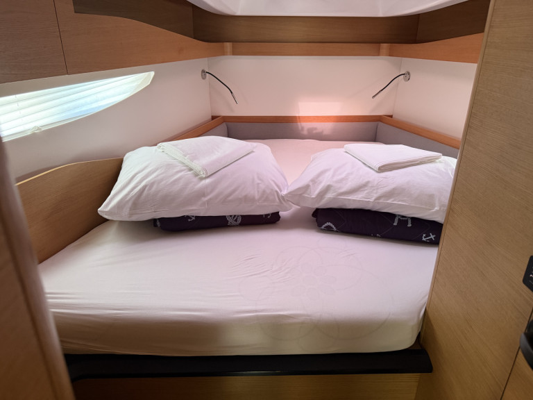 Louez un Elan Elan E6 à Split