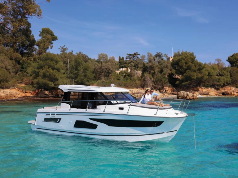 Location bateau Jeanneau Merry Fisher 1095 à Bacoli sur Samboat