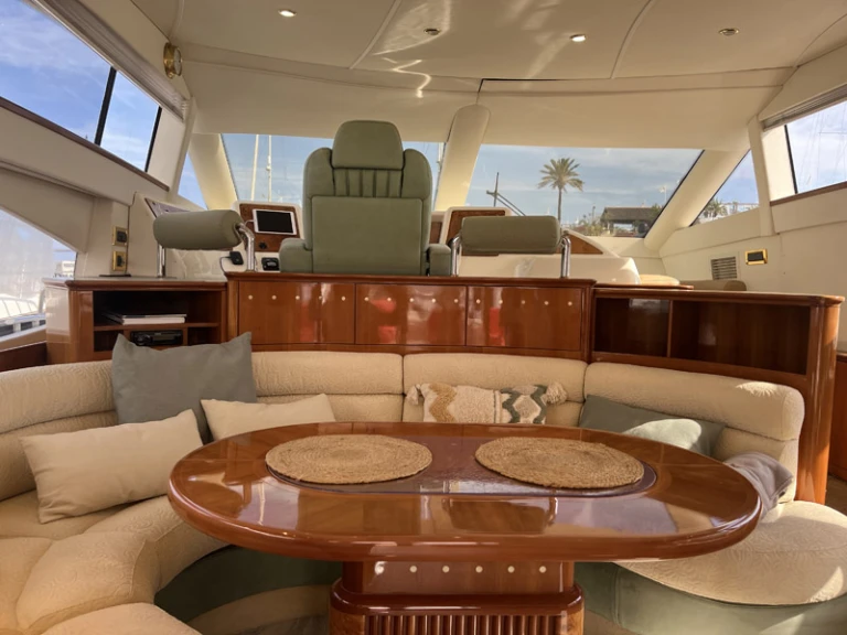 Louez un Azimut Azimut 58 Fly à Marina de Dénia