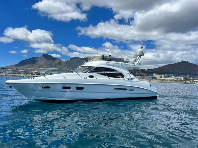 Sunseeker Manhattan 66 a louer à Dubai Marina