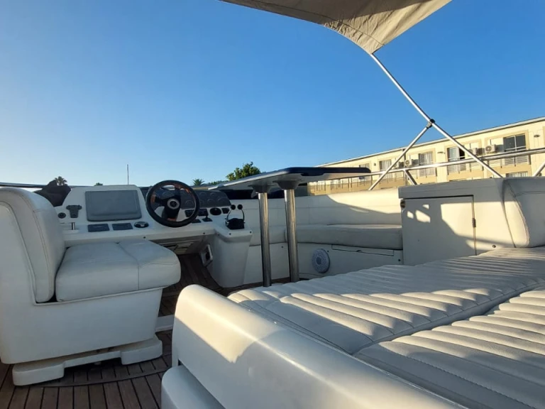 Location bateau Dubai Marina pas cher Manhattan 66