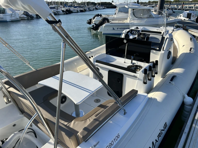 Louez un Pro Marine hélios 25 à La Rochelle