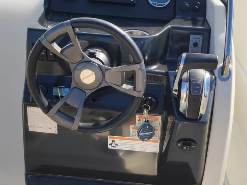 Bateau à moteur à louer à Six-Fours-les-Plages au meilleur prix