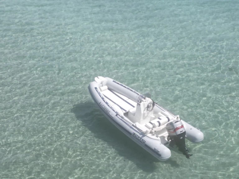 Location bateau Porto-Vecchio pas cher Lomac 540 IN