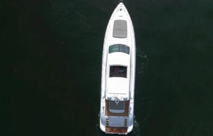 Location bateau Sorrento pas cher MANGUSTA 72