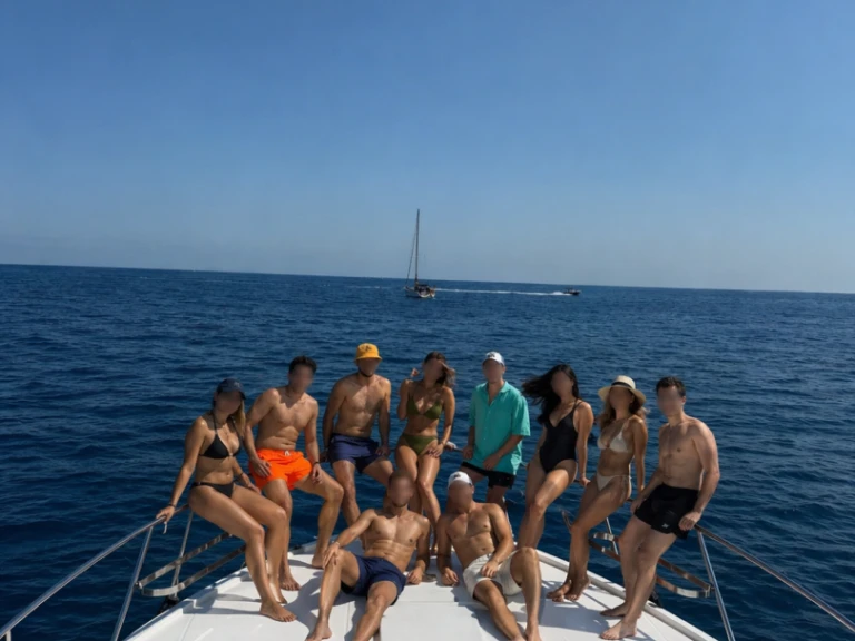Louer Bateau à moteur avec ou sans skipper Guy Couach à Dénia