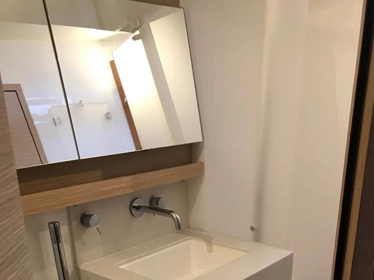 Location bateau Dénia pas cher Dufour 530