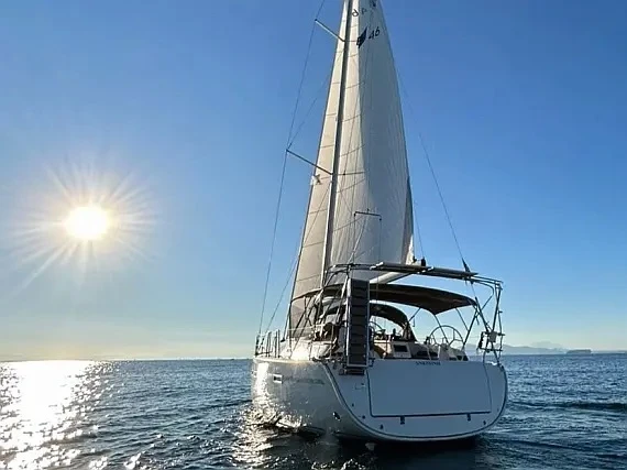Location bateau Álimos pas cher Cruiser 46 Style