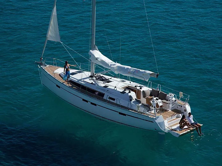 Location à Álimos - Bavaria Cruiser 46 sur SamBoat