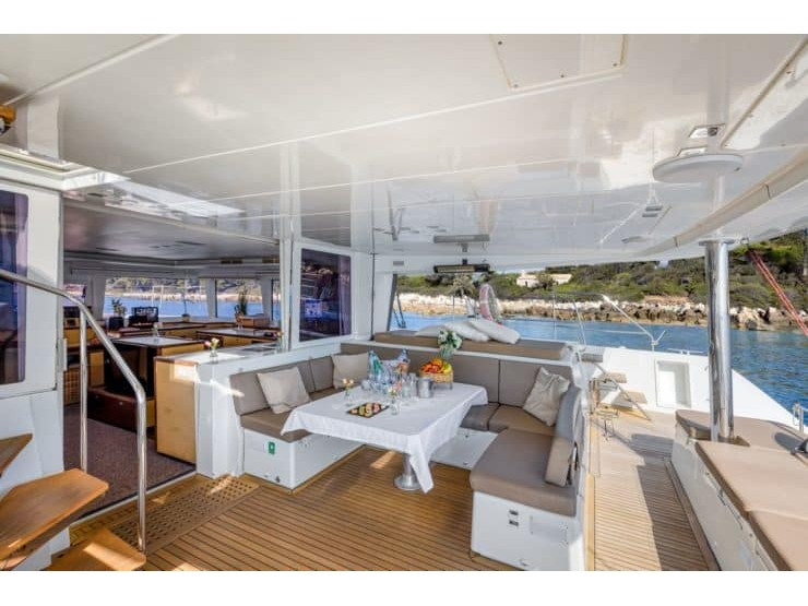 Louez un Lagoon Lagoon 560 à Álimos