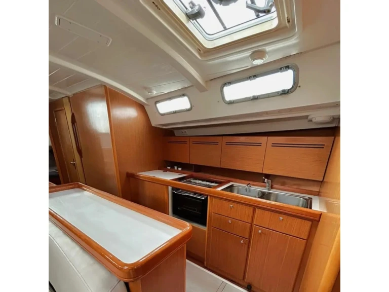 Location à Álimos - Bénéteau Cyclades 50.5 (5 cab) sur SamBoat