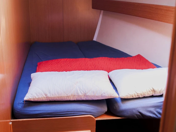 Voilier à louer à Adamantas au meilleur prix