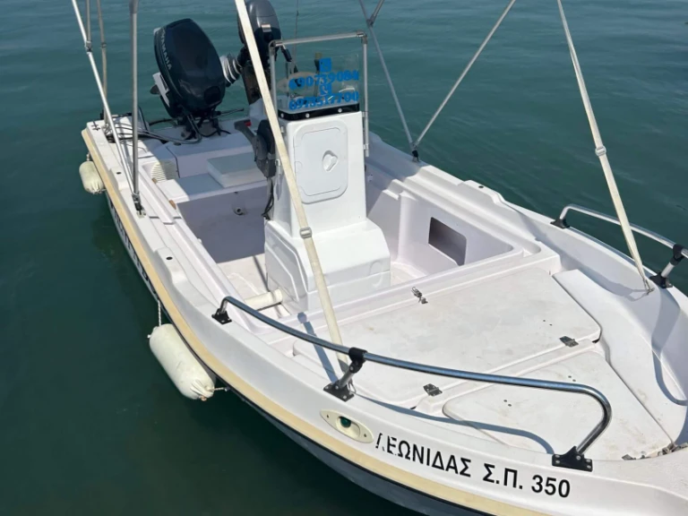 Location bateau Nireus Nireus 515 à Páleros sur Samboat