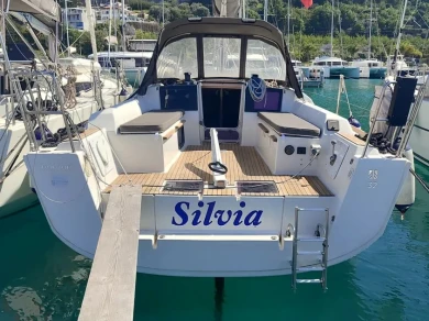 Dufour Dufour 32 in Capo d'Orlando on SamBoat