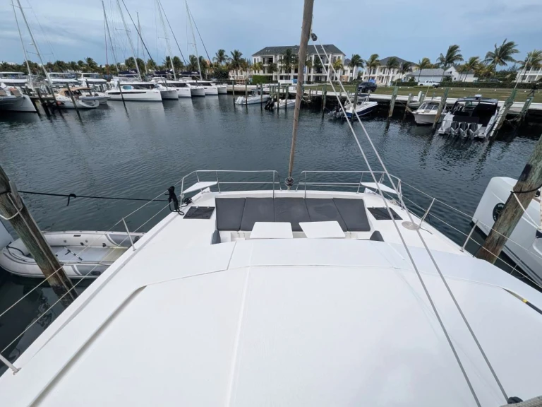 Catamaran à louer à Bas du Fort au meilleur prix