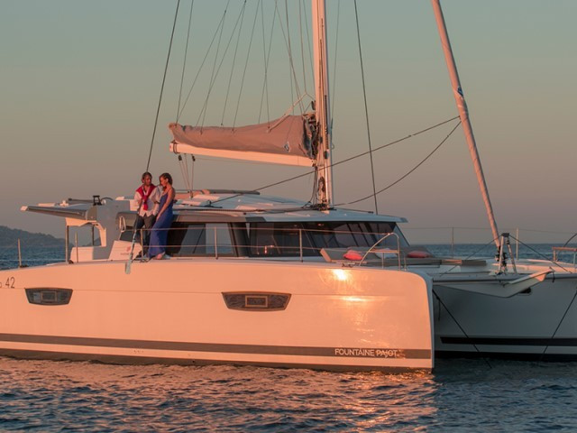 Louer Catamaran avec ou sans skipper Fountaine Pajot à La Paz