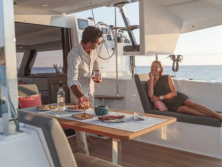 Louer Catamaran avec ou sans skipper Fountaine Pajot à Anse Marcel