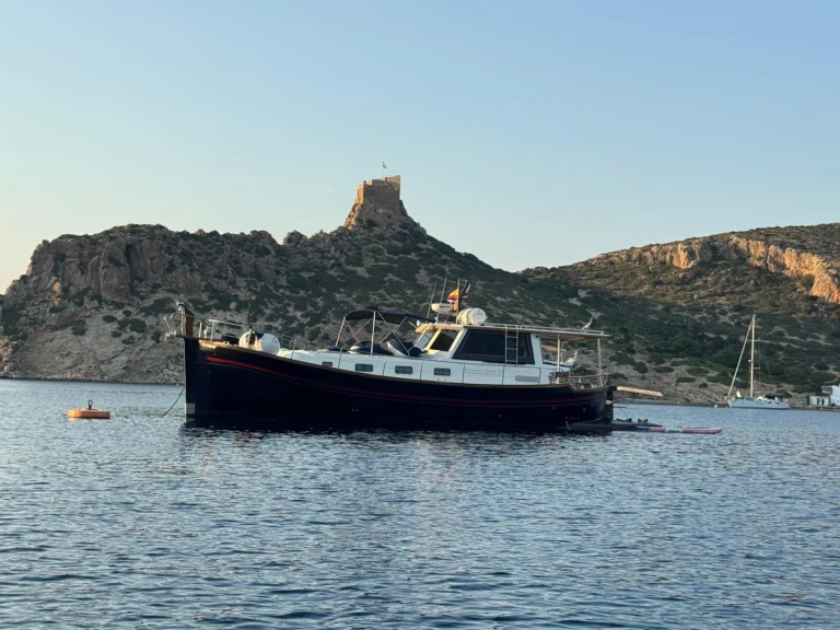 Louer Bateau à moteur avec ou sans skipper Menorquin-Yachts à Port d'Andratx