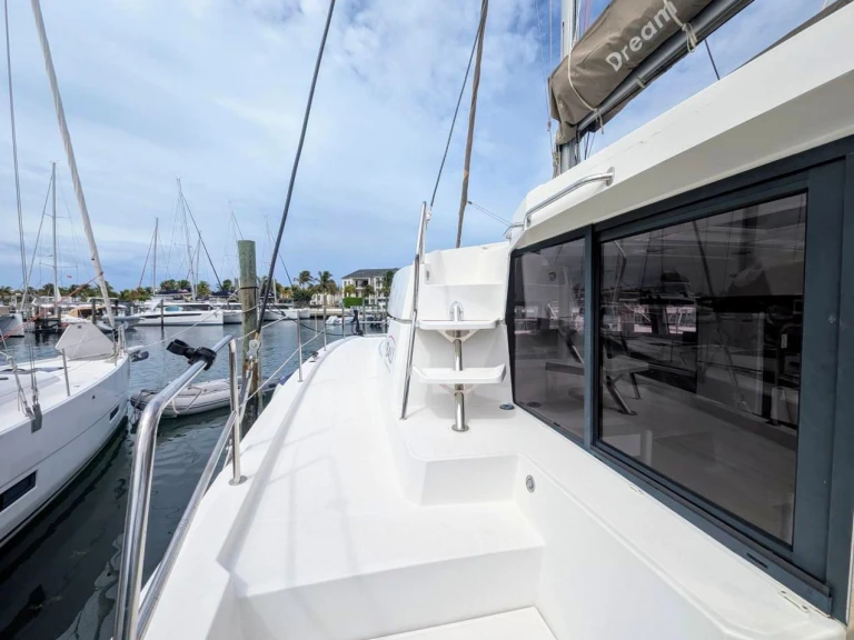 Louer Catamaran avec ou sans skipper Bali à Le Marin