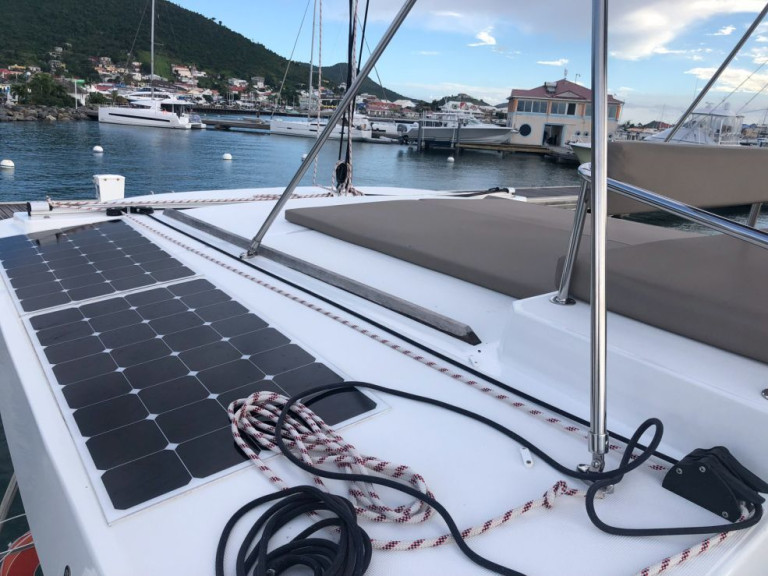 Location bateau Bali Bali 4.5 à Le Marin sur Samboat