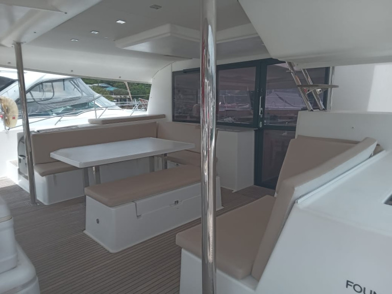 Location Catamaran à Parham Town - Fountaine Pajot Saba 50