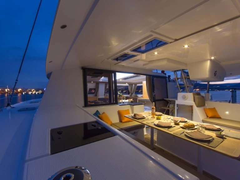 Catamaran à louer à Le Marin au meilleur prix