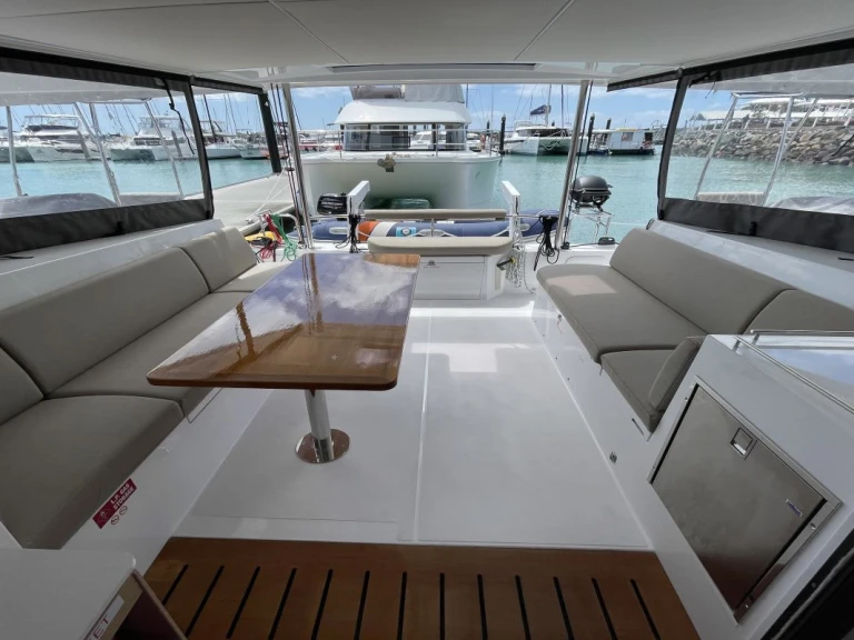 Location Catamaran Bavaria avec permis