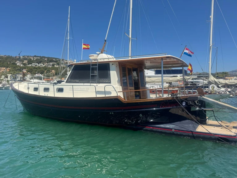 Location Bateau à moteur à Port d'Andratx - Menorquin-Yachts Menorquin 160