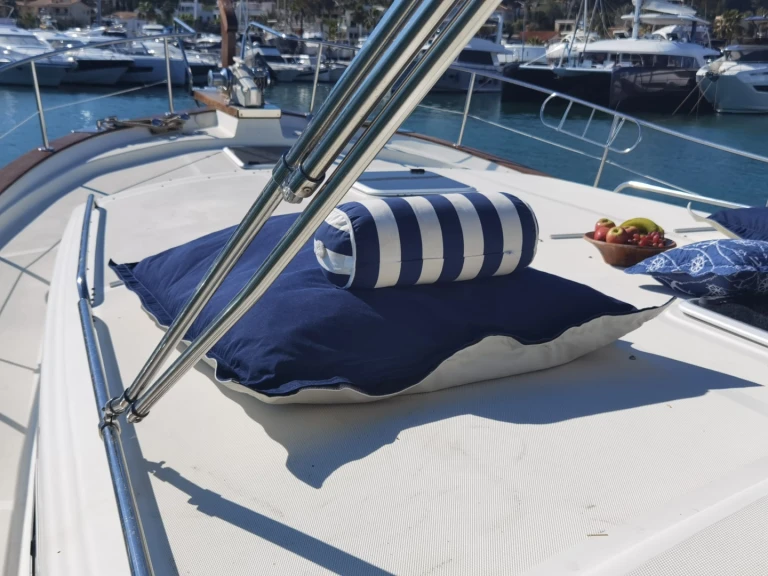 Louer Bateau à moteur avec ou sans skipper Menorquin-Yachts à Port d'Andratx