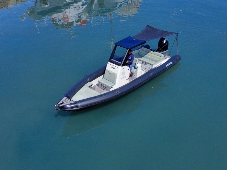 Louez un Hydrohulls HH8 à Gouviá